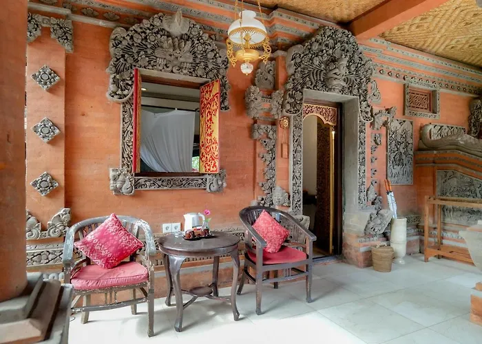 Hotel Gayatri 3*