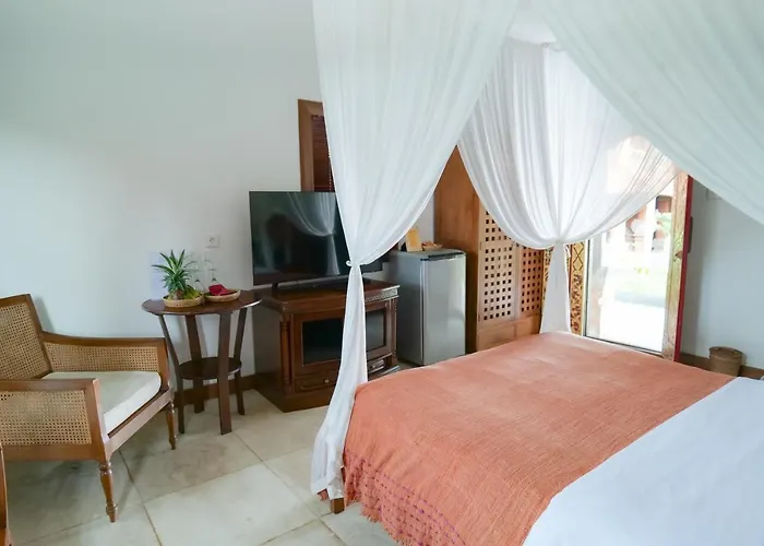 Gayatri Hotel 3*