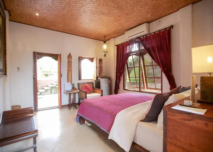 Hotel Gayatri 3*