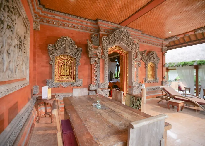 Hotel Gayatri 3*
